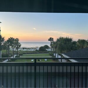 Meet your Posher, Derek